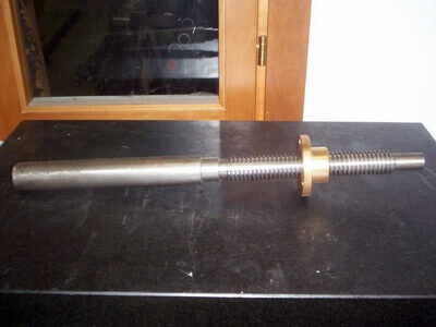 VITI TRAPEZOIDALI PER MACCHINE LAVORAZIONE LEGNO